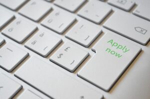 看護師求人に応募する前に聞くべきことは何？