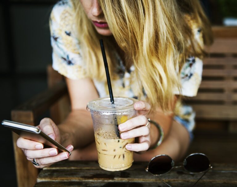 看護師が退職を伝える電話でのポイントは？