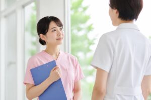 看護師の退職届を郵送する際の宛名はどうすればいい？