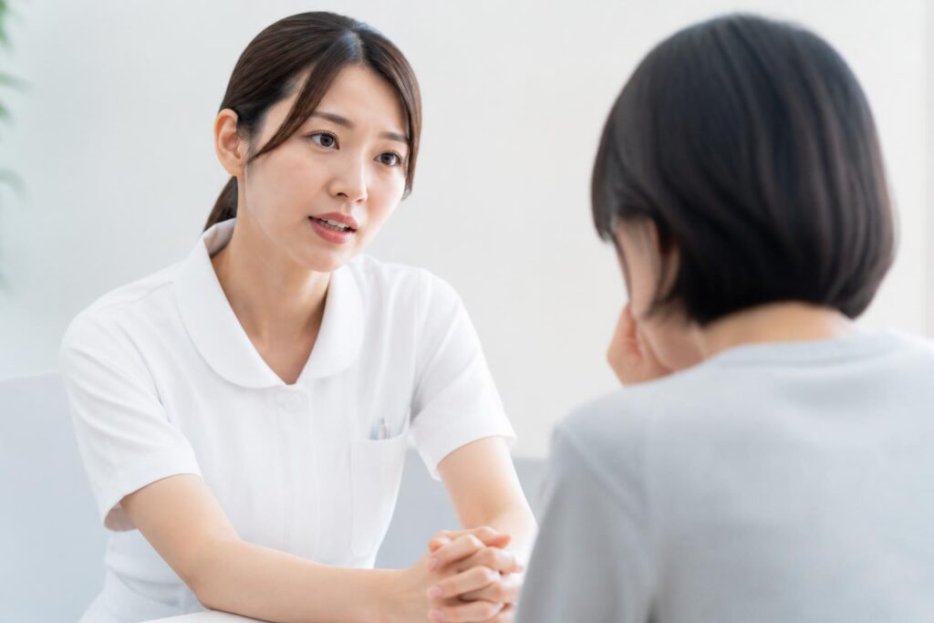 看護師が欠勤時に連絡する際の文例はラインでどう送る？